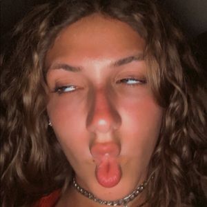 Meet your Posher, Juli